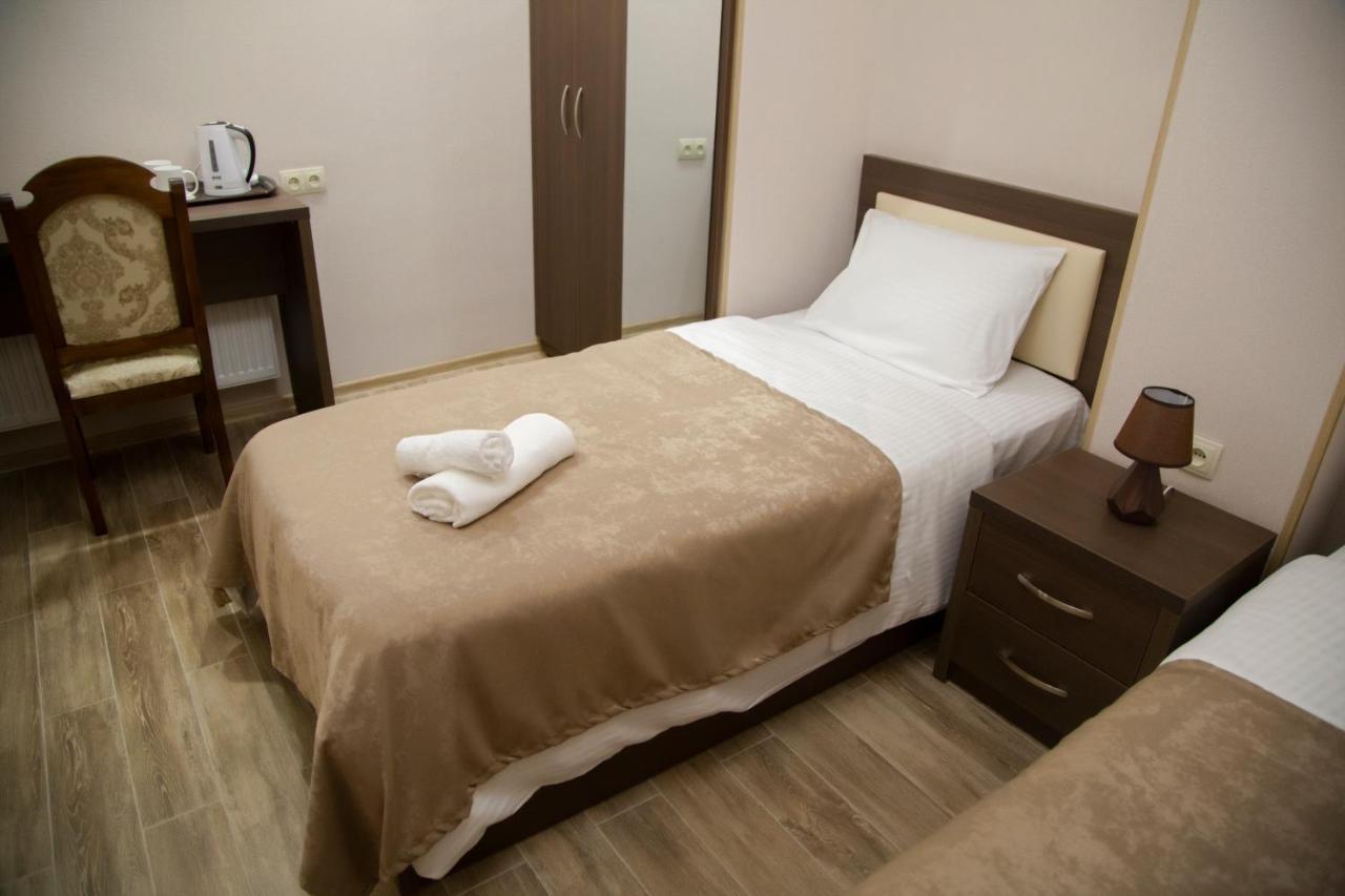 Family Hotel Triston Tbilisi Exterior foto